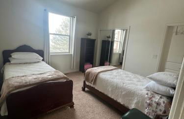 Hillside Haven Hot Tub & Stunning Mountain View - Foto 10