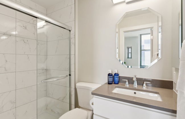 Placemakr Downtown Pittsburgh at The Pennsylvanian - Foto 56