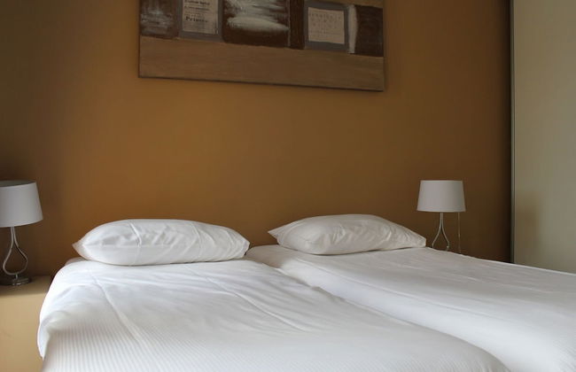 Chic Home With Sauna - Photo 10