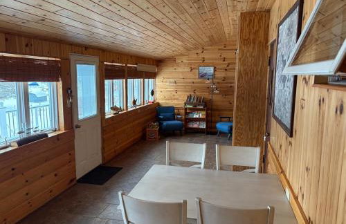 Serene Lake House for a grand getaway! - Foto 9