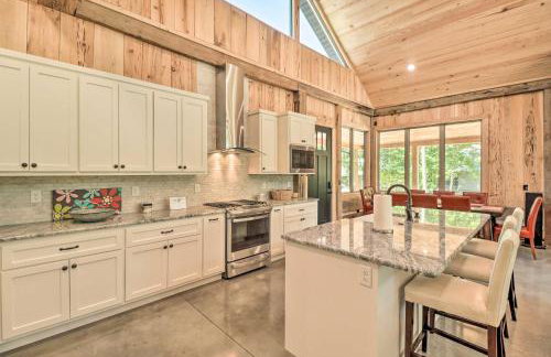 All-Encompassing Lakehouse with Modern Accents! - Foto 9