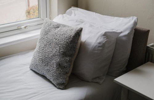 Modern and Comfortable 3 bed - Foto 49