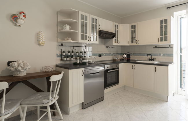 1 bedroom Apartment in Bordighera - Photo 10