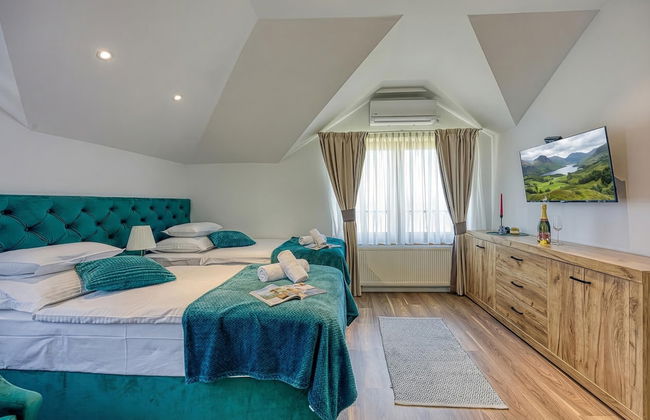 Hedonistic Vineyard Estate - Photo 10