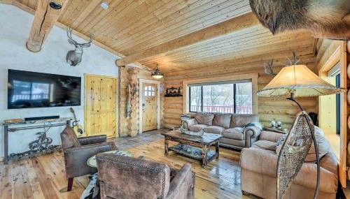 Charming Bedford Cabin with Private Hot Tub! - Foto 4