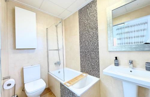 Perfect Getaway Villa - Photo 9