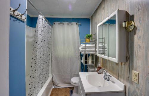 9 Mi to Hersheypark Spacious Home with Deck - Foto 15