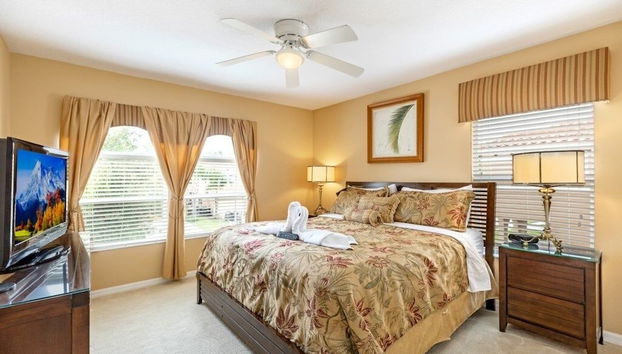 Spacious And Relaxing Home With South Facing Pool 6 Bedroom Home by RedAwning - Foto 4, Habitación