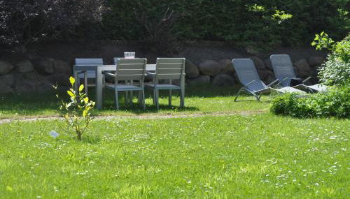 zentrumsnahe Ferienwohnung im Grünen - Foto 4