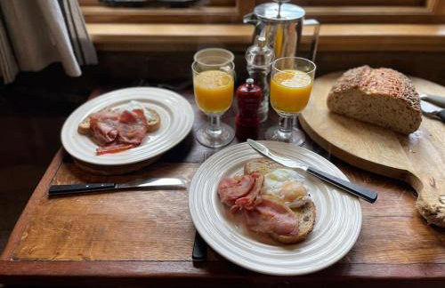 The Walnut Wagon in the heart of Mells. - Foto 27