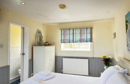 Poachers Pocket Seaview - Photo 11