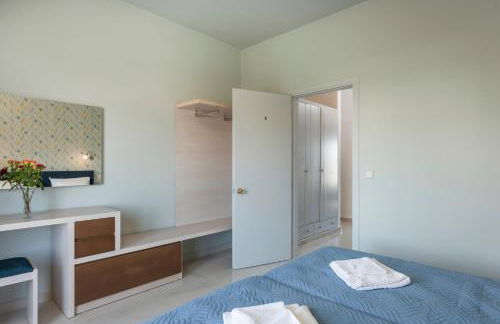 Esplanade Apartments - Heated Pool - Photo 140