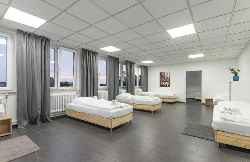 T&K Apartments 6 and 10 Room Apartment in Neuss for big Groups 22min to Fair DUS - Foto 10