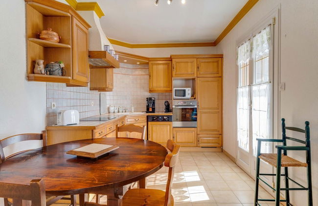 Villa With Swimming Pool in Sorgues - Foto 12