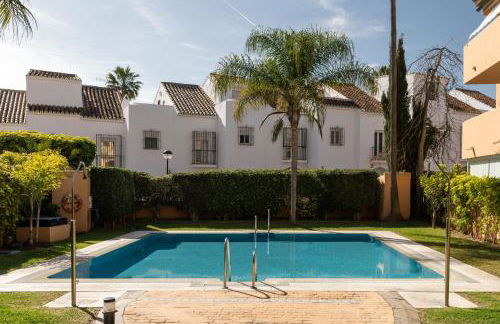 Apartment close to the sea in Las Chapas - Photo 17