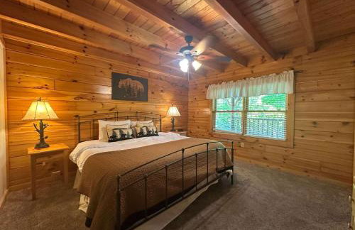 5 BDR for 20 with Hot Tub Pool Table & Lake View - Photo 3