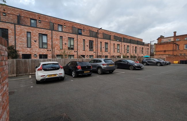 Adelphi Townhouse Contemporary 2 Bed 1 Bath 1 WC - Foto 19