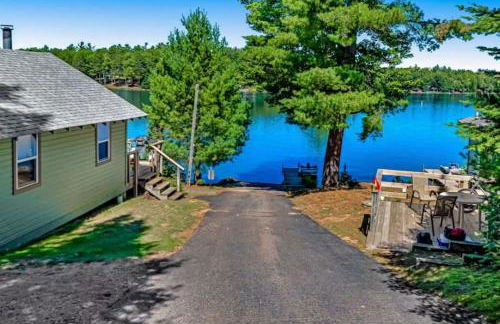 Anderson Lakeside Cabin - Photo 1