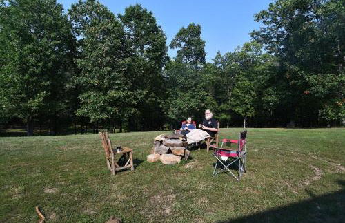 Mountain Meltdown - Pet Friendly, Grill, Wifi, Fire Pit, EV Station -Shared Space - Grill, Fire Pit, Covered Porch, Fountain Pond - Foto 21