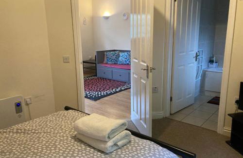 CV225AA 1 Bedroom-Near Rugby School-Ground Floor-WiFi-Self Check In - Foto 31