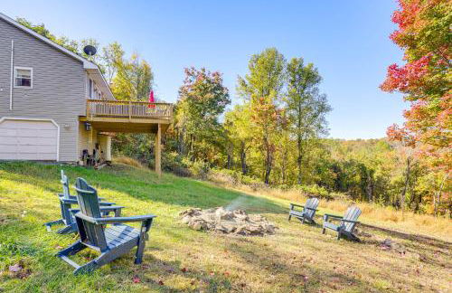 7 Mi to Main Street Cabin with Deck in Stanley! - Photo 3