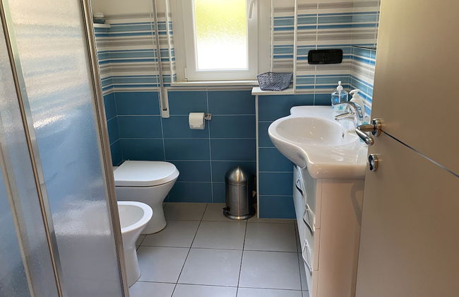 Arcobaleno Apartment 500 Meters From the sea - Photo 14