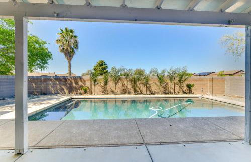 Group Getaway with Pool and Patio in San Tan Valley! - Foto 21
