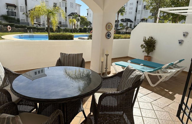 2 Bed-sleeps 4-private Patio-pool-aircon - Foto 1
