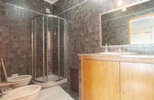 8 Rodrigues Family House - Villa with patio - Foto 26