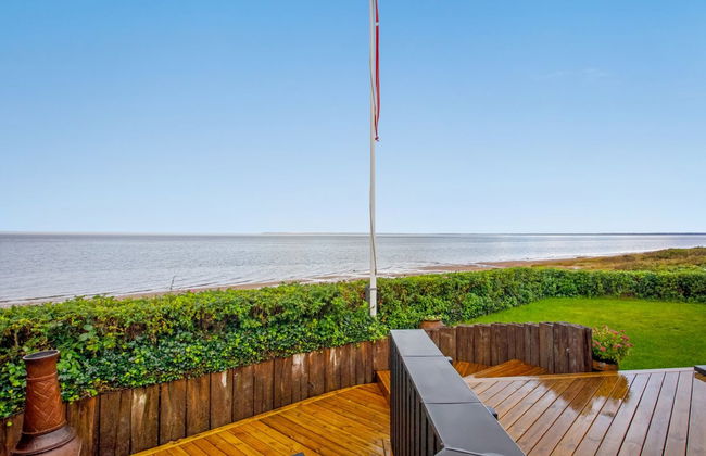 "Holmwith" - 50m from the sea - Foto 19