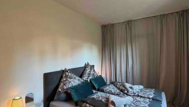 4YOUnic Glonn1 * Boxspring * Jacuzzi * Netflix*65“ - Foto 4