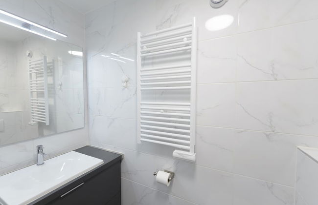 HOTEL LES PORTES DE PARIS - Foto 32