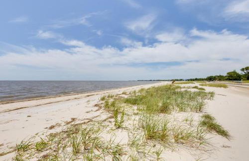 Coastal Waveland House half Block to Pub Beach - Foto 34