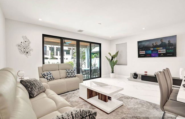 4BR w htd Pool Walk to Las Olas 5mins to Beach - Foto 6