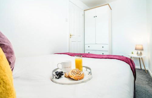 Free parking, Private Garden and Netflix, Charming Elegant 2 bedroom House Nottingham - Photo 52