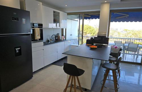 Cap d'Antibes Port Aubernon 3P vue Mer Piscine - Foto 5