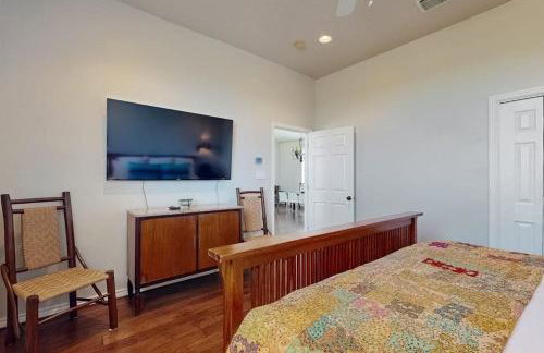 4-Bedroom Spacious Home with Guest House & Pool, Located on 9 Acres of Land - Foto 27
