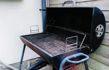 Sittingbourne Lodge, free car park - 4 Cars - Photo 46