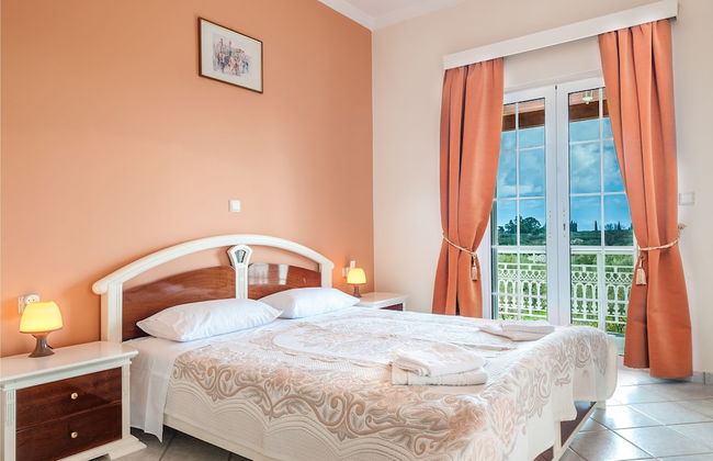 Zante 5 bedroom Villa with private pool and basketball court - Foto 6