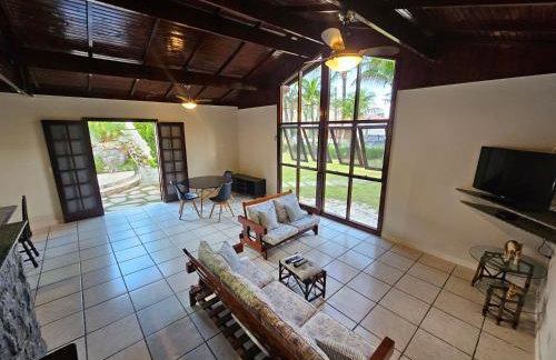 Casa Enorme para 12 pessoas, 4 suites e um fundo com 18mil metros de mata e um pier no rio que sai para o mar-Internet 100MB - Photo 13