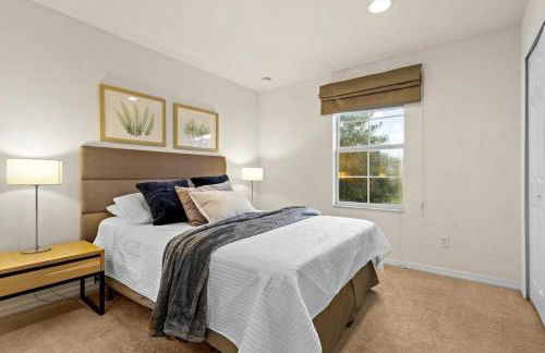 Spectacular House with 3BR - Private Pool, BBQ - Minutes from Disney! - Foto 2