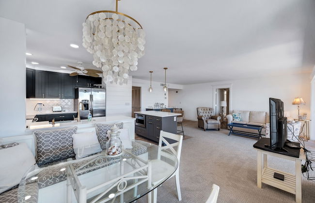 Magnificent Gulf View Condo 2 Bedroom Condo by RedAwning - Foto 10