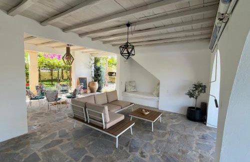 Villa Loretta with pool, jacuzzi and garden - Photo 29