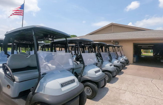Spacious Home w Garden BBQ and Games at Golf Club - Photo 37