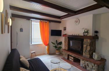 Maison auvergnate entièrement rénovée - Foto 1