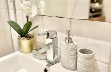 Cozy Waterloo Flat Sleeps 4 - 10 Mins to London Eye - Foto 12