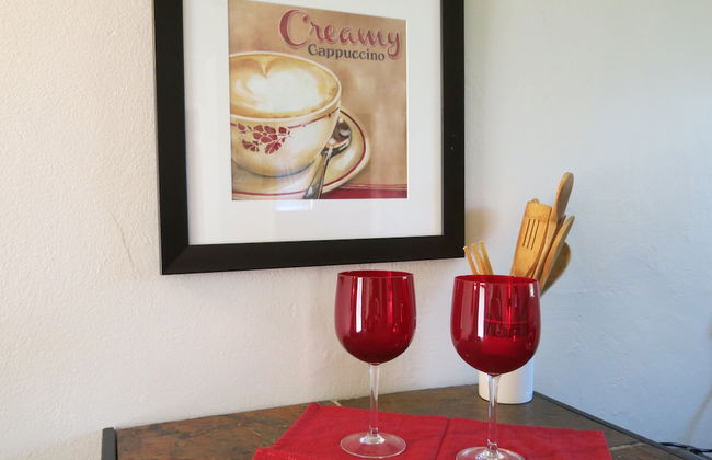 Self Catering 1 Bedroom Sofa Bedfull Bathroom Ideal for 4 Guets - Welcome - Foto 13