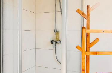 CLUBHAUS 6 - Dachwohnung mit 2 Schlafzimmern, Balkon & Netflix - Photo 11