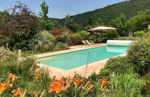 Logement classé 4 étoiles avec JACUZZI SAUNA et vue sur le Canigou - Foto 2