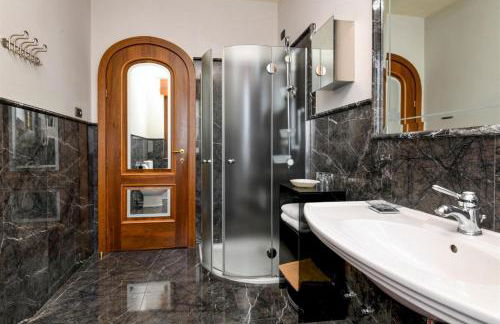 Private Luxury Villa with Pool - Foto 35